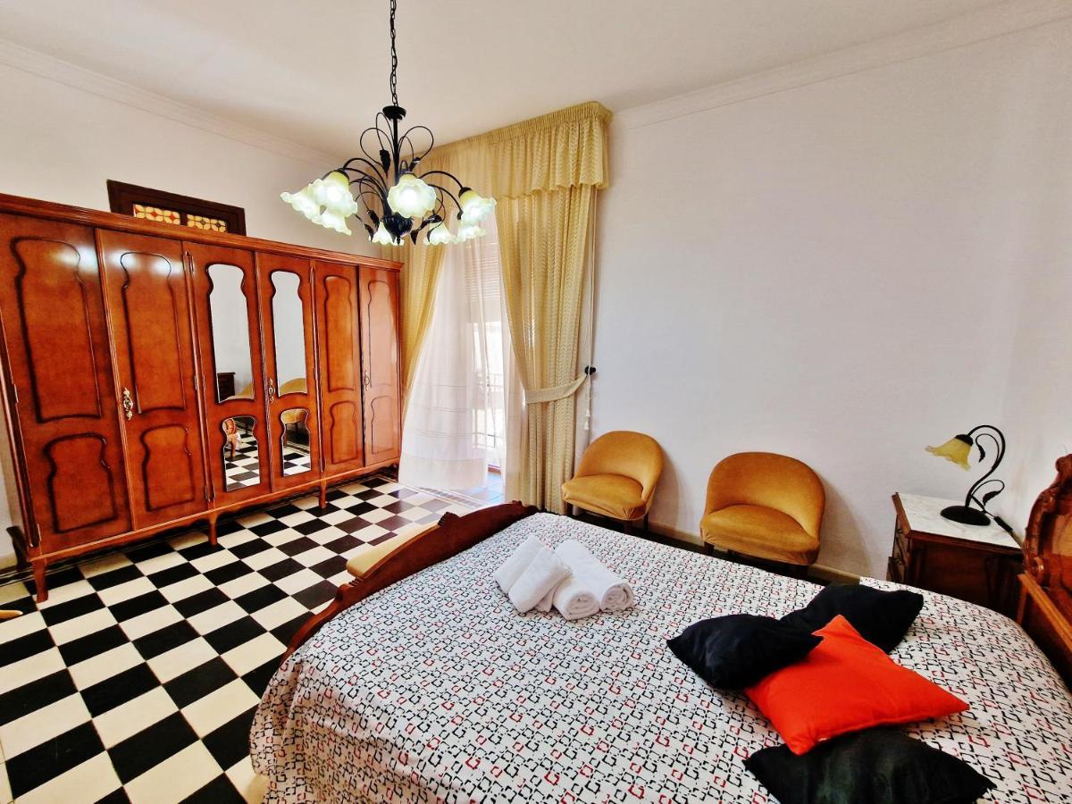 Velez Nazari Casa Molina Villa Pinos del Valle Luaran gambar